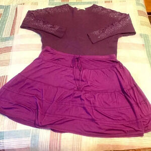 Brand new textile products from Turkey🇹🇷 lightweight sweater and summer skirt